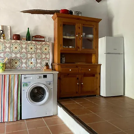La Fuente Del Paraiso Holiday home Alcutar